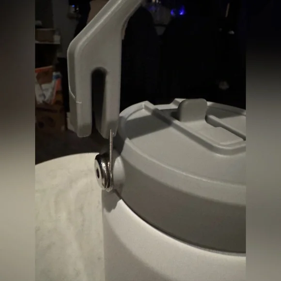 Stanley white multicolor ice flow 40oz basic tumbler - Picture 6 of 9